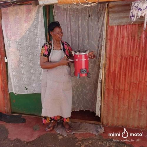 24_-_Mama_Jane_Mimi_Moto_stove_Kenya